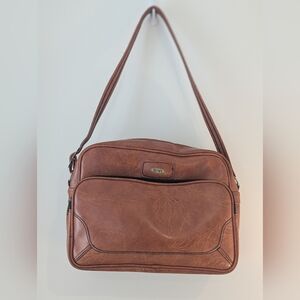 Vintage 70s Divi Cognac Brown Vinyl Carry-On Luggage Bag Duffle Bag Retro